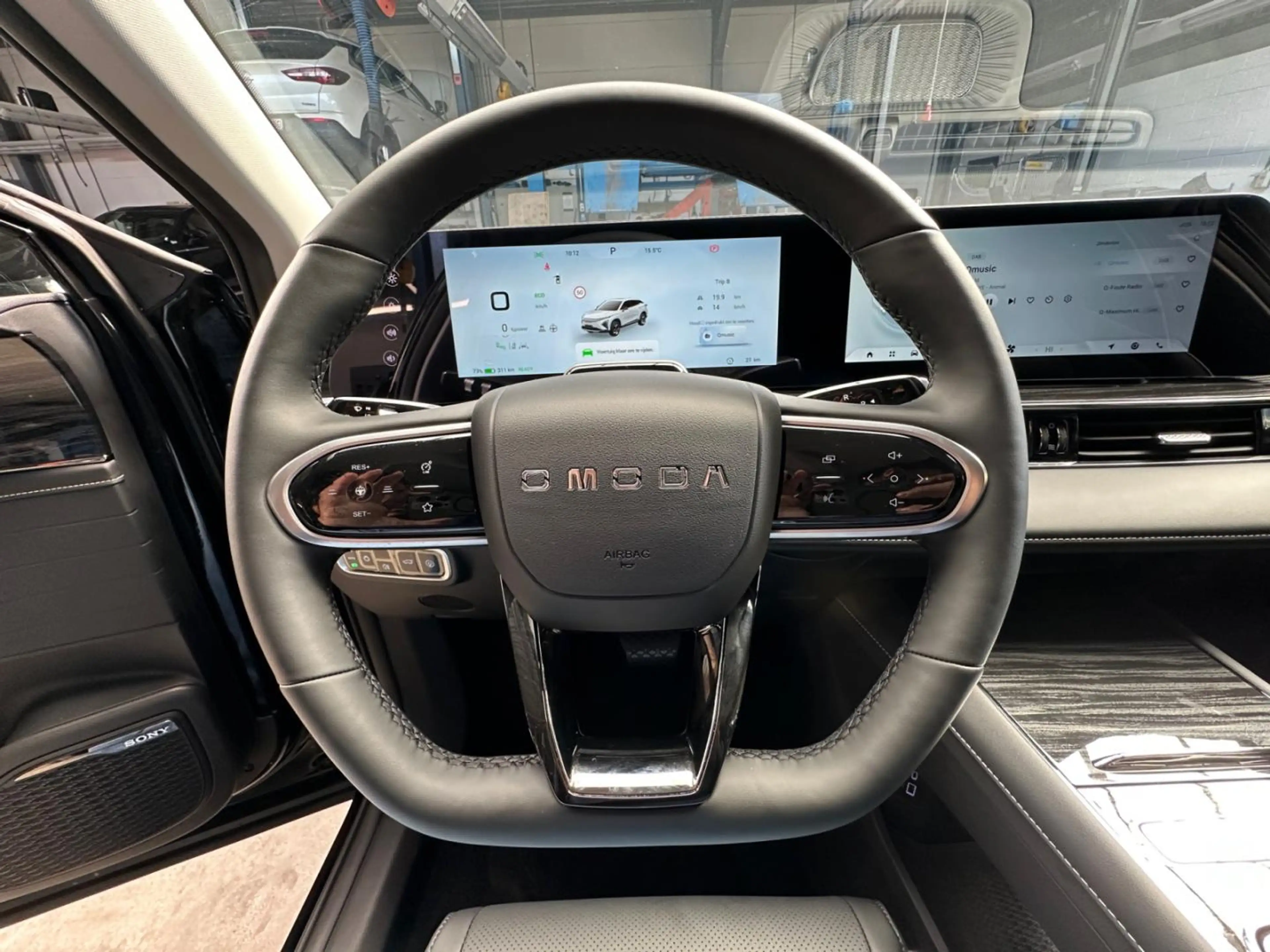 Omoda 5 BEV PREMIUM — photo 11