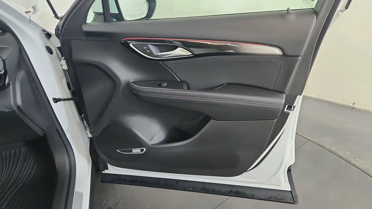 Buick Envision снимка Buick Envision