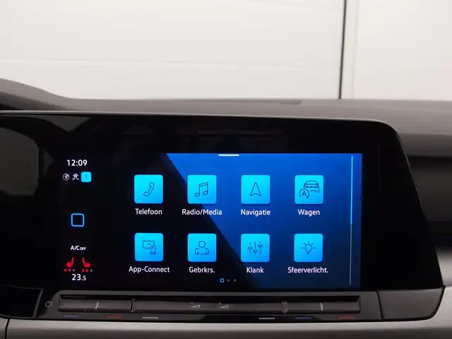 Volkswagen Golf view 26