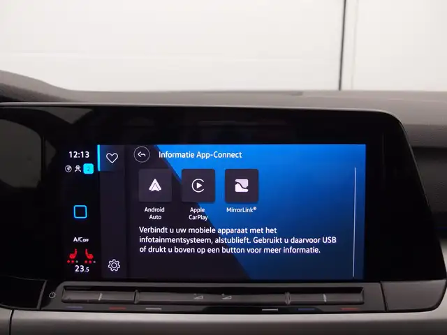 Volkswagen Golf view 13