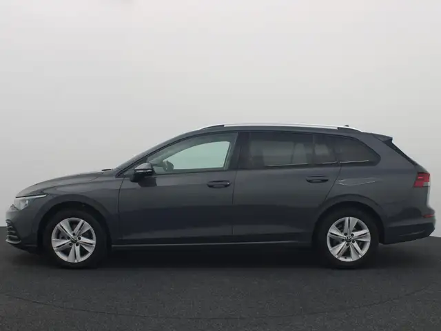 Volkswagen Golf view 2