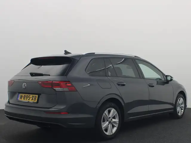 Volkswagen Golf view 17