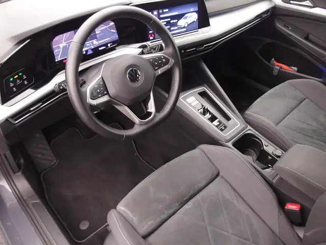 Volkswagen Golf view 8