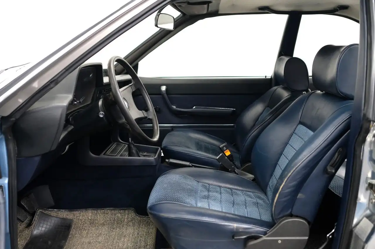 BMW 633 CSI /H-ZULASSUNG/TÜV NEU/WENIG KM, foto 12