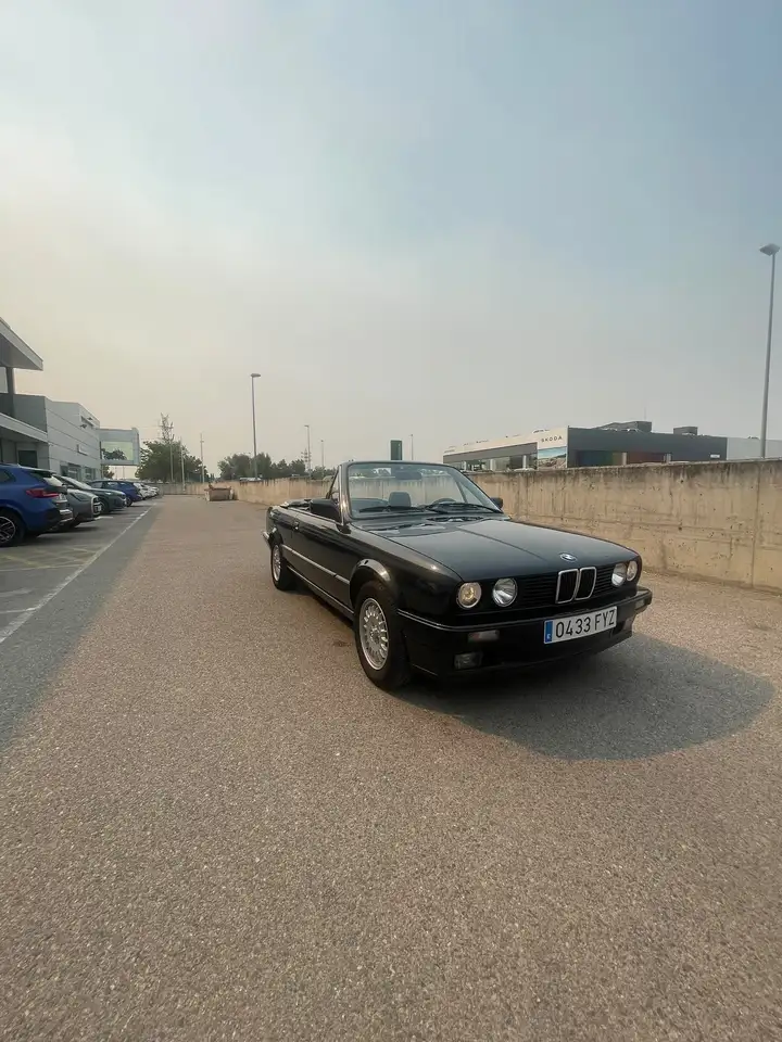 BMW 320i Cabriolet, foto 12