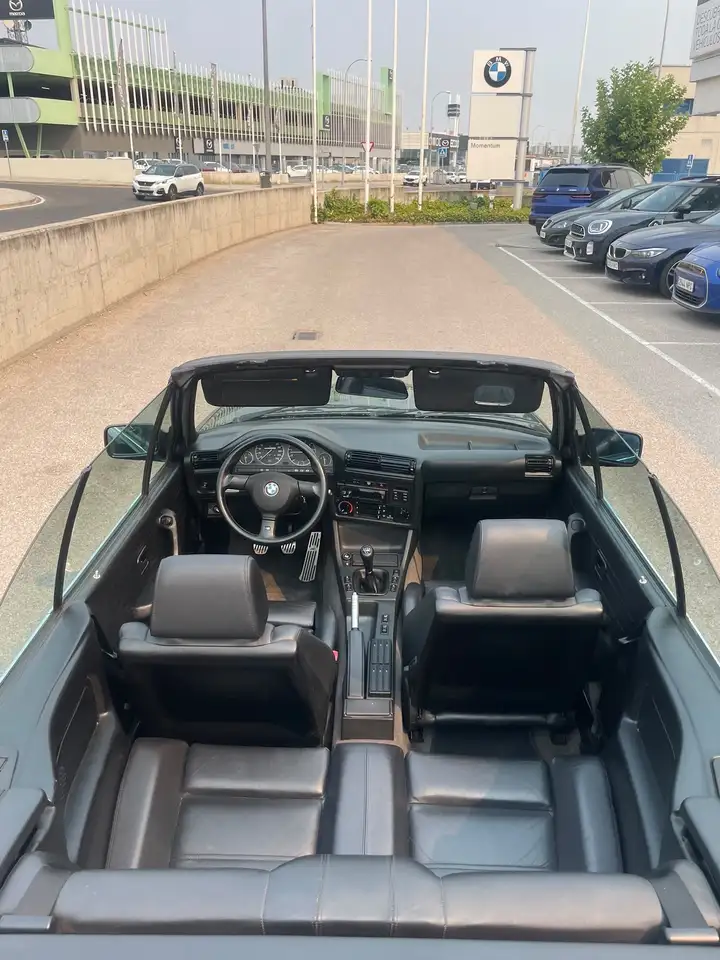 BMW 320i Cabriolet, foto 3