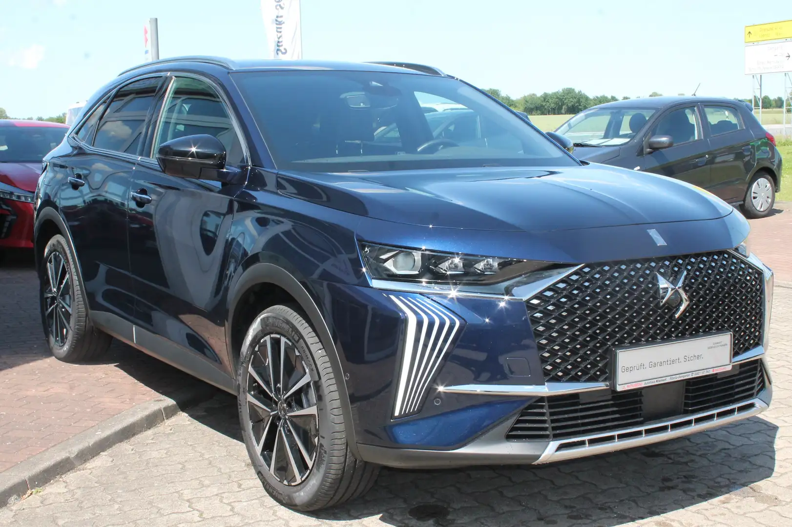 DS Automobiles DS 7 Crossback BlueHDi 130 Rivoli S&S Blau - 2