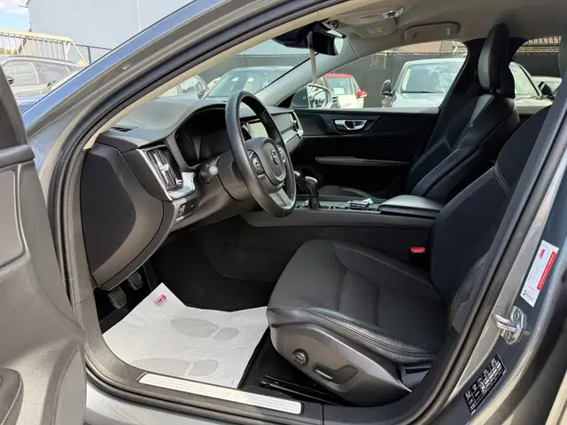 Volvo V60 view 13