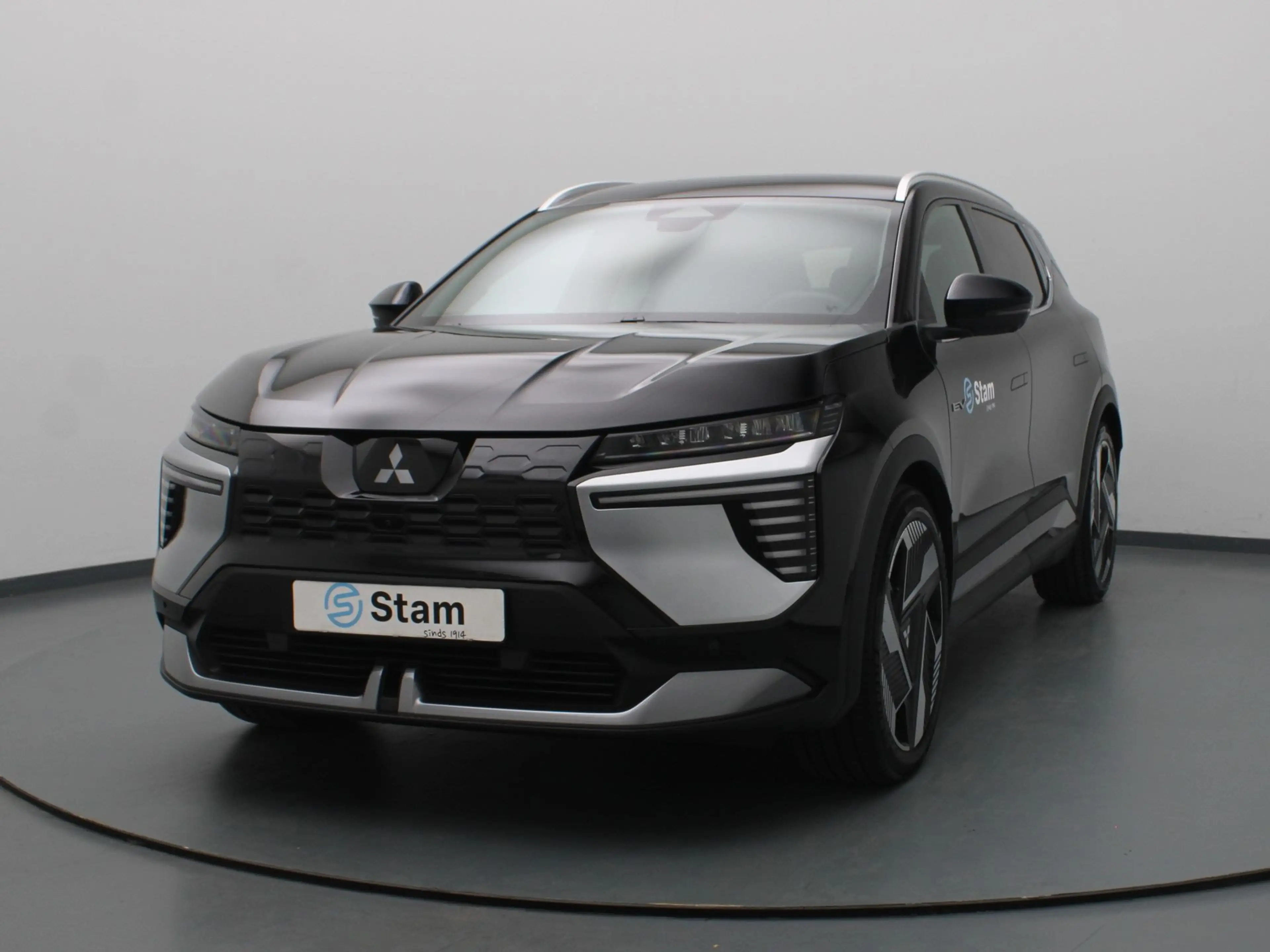 Mitsubishi Eclipse Cross Intense+ 87 kWh Apple Carplay/Android Auto | Clima — photo 17