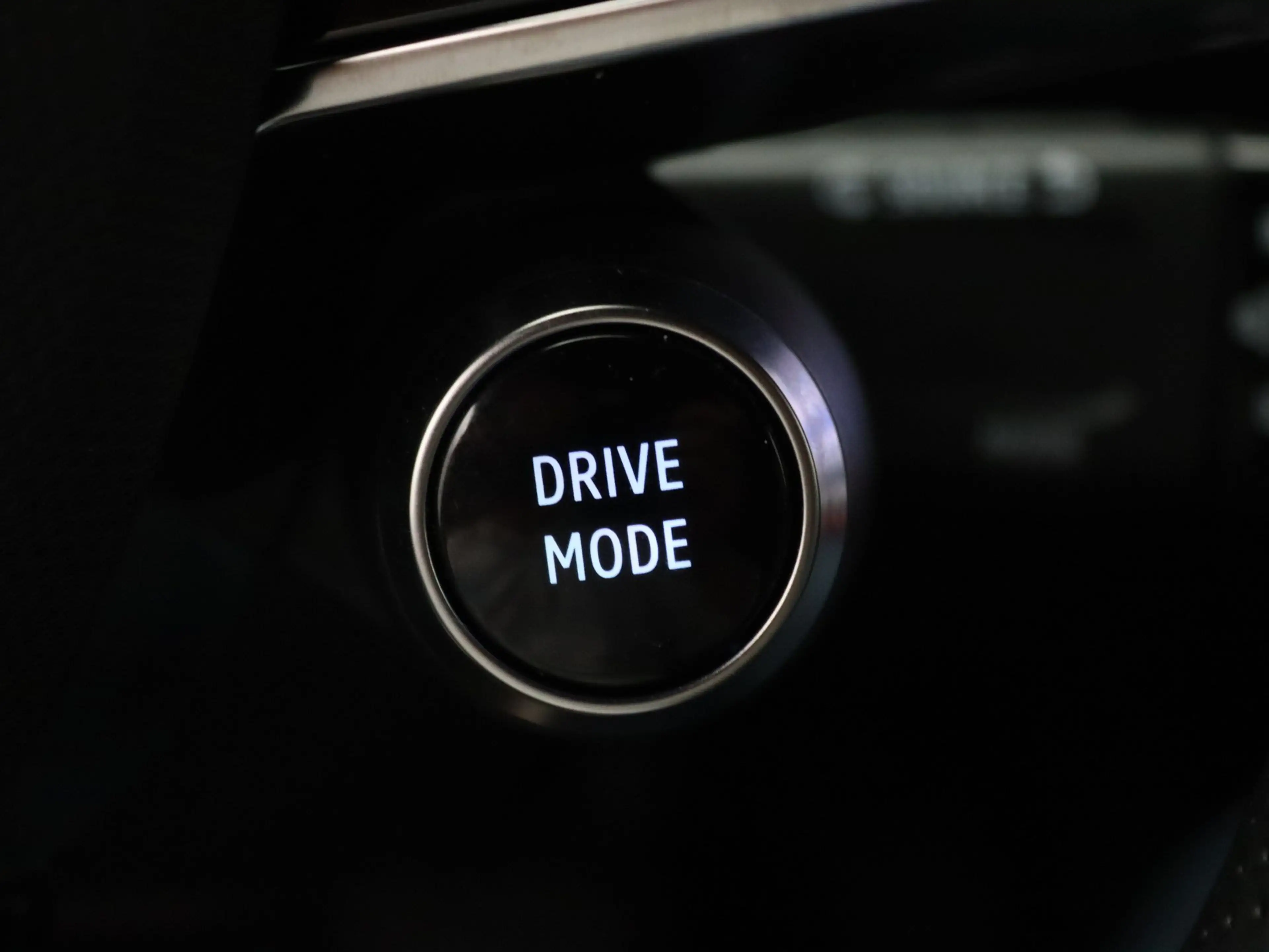Mitsubishi Eclipse Cross Intense+ 87 kWh Apple Carplay/Android Auto | Clima — photo 19