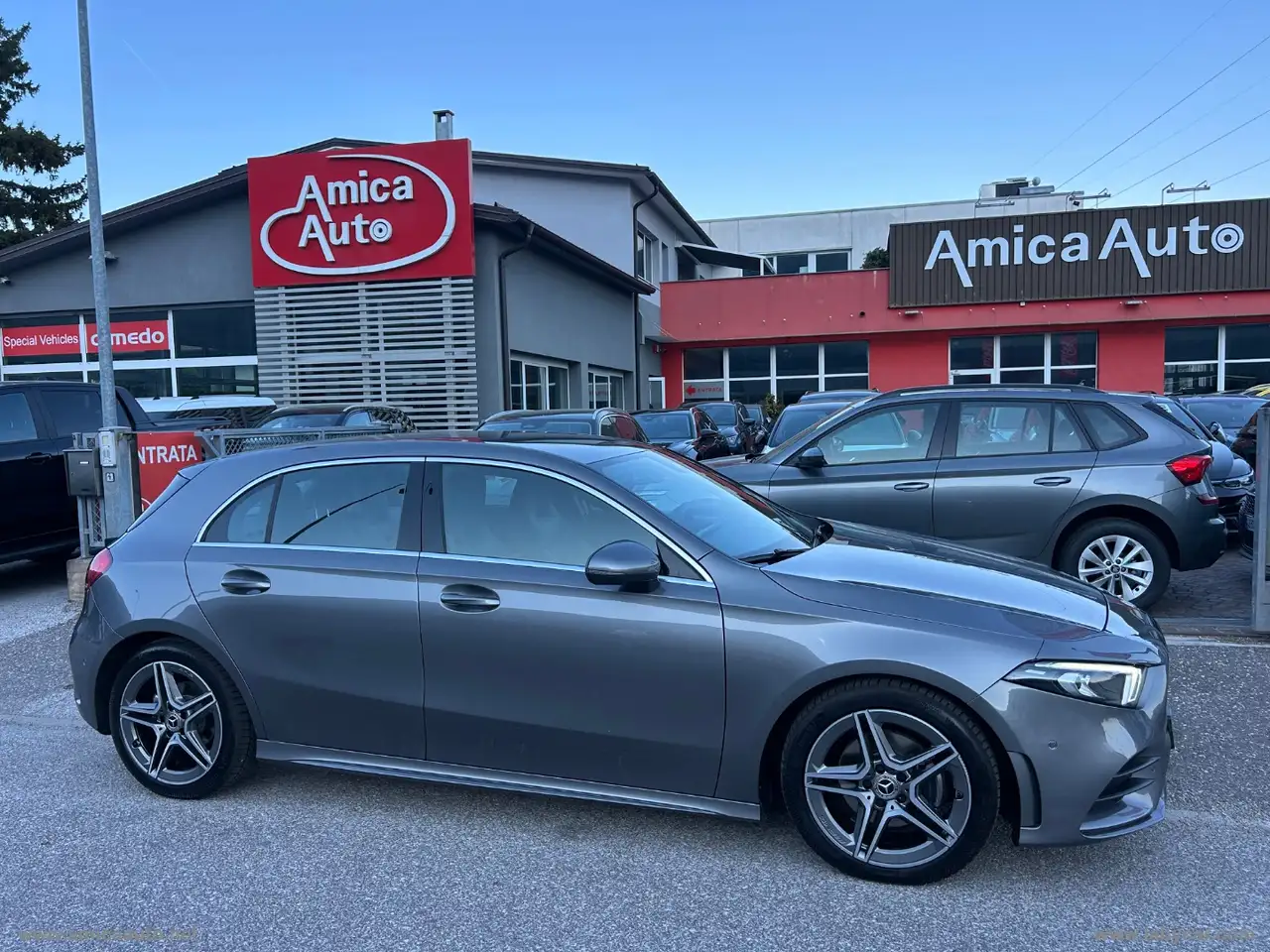 Mercedes-Benz A 180