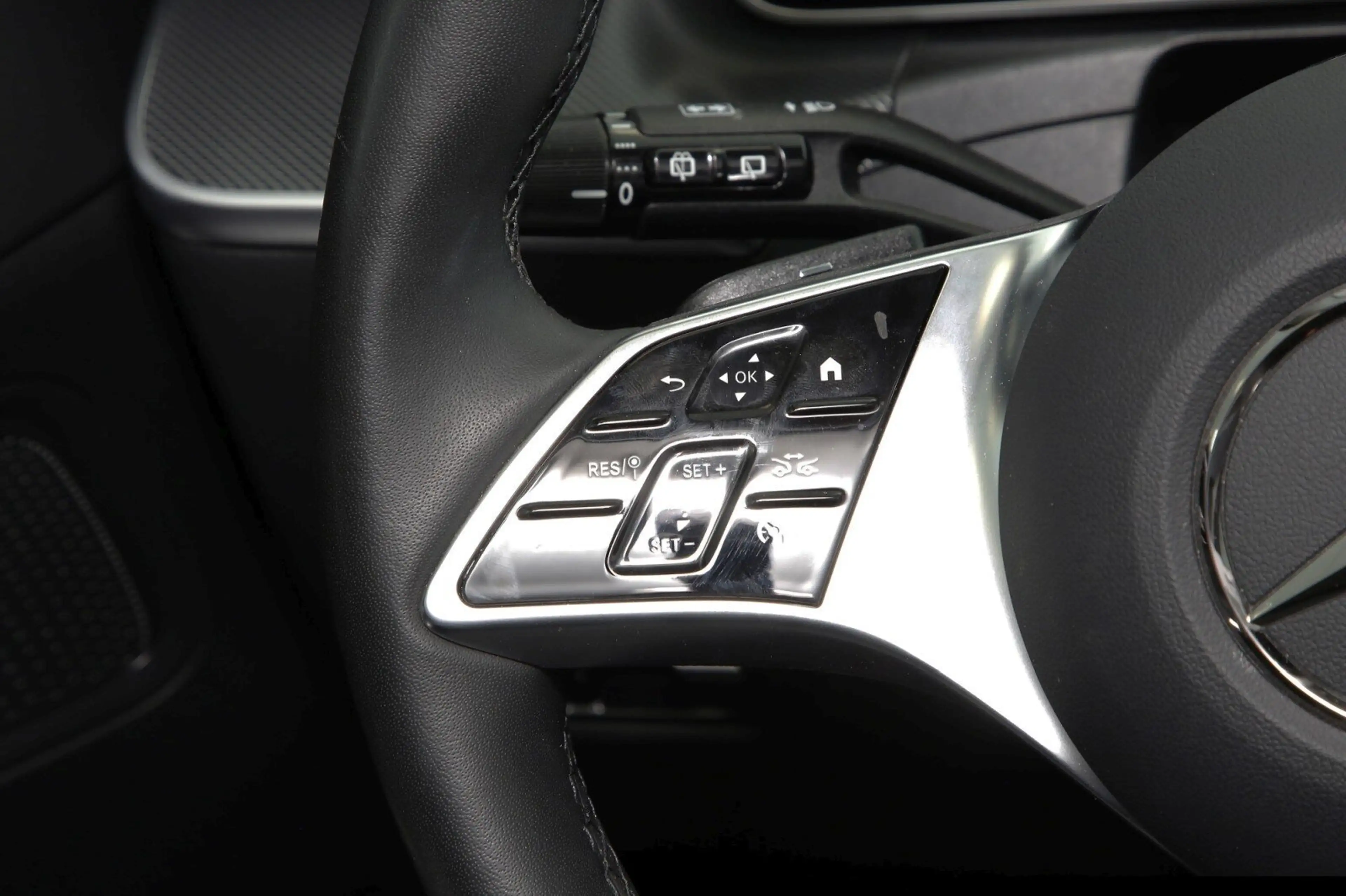 Mercedes-Benz C 180 C 180 T Avantgarde 9G/Totw./LED/AHK/Kamera — photo 16