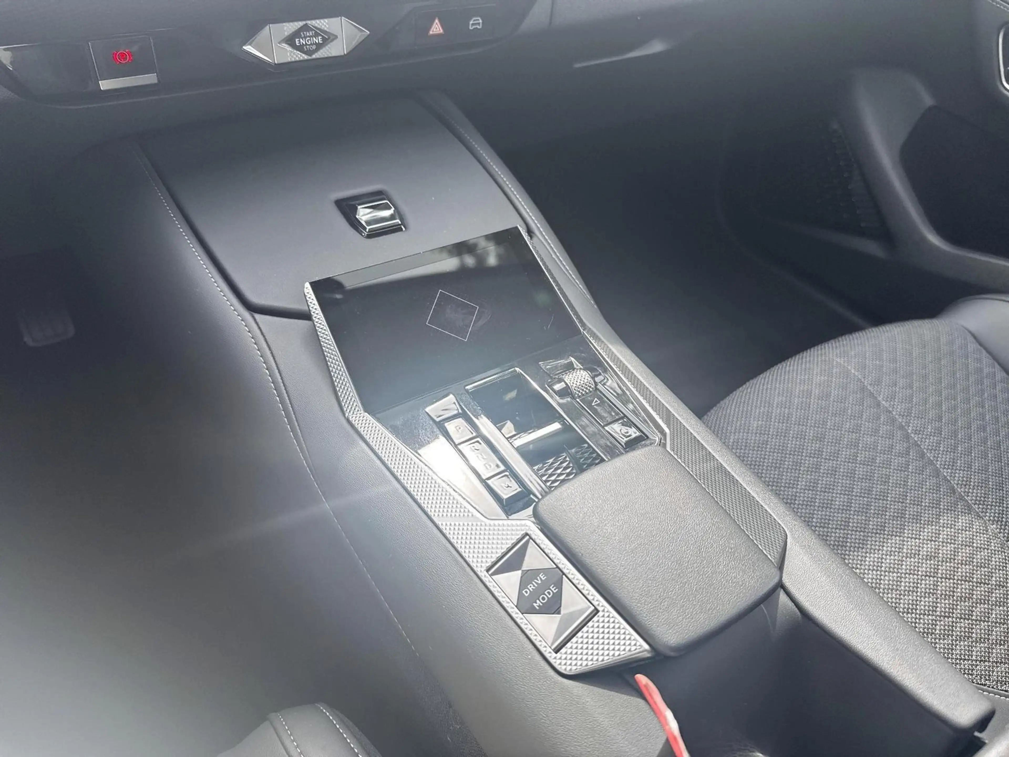 DS Automobiles DS 4 Trocadero 130PS Automatik Rückfahrkamera — photo 11