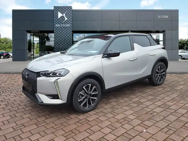 DS Automobiles DS 3 Hybrid 145 Pallas+