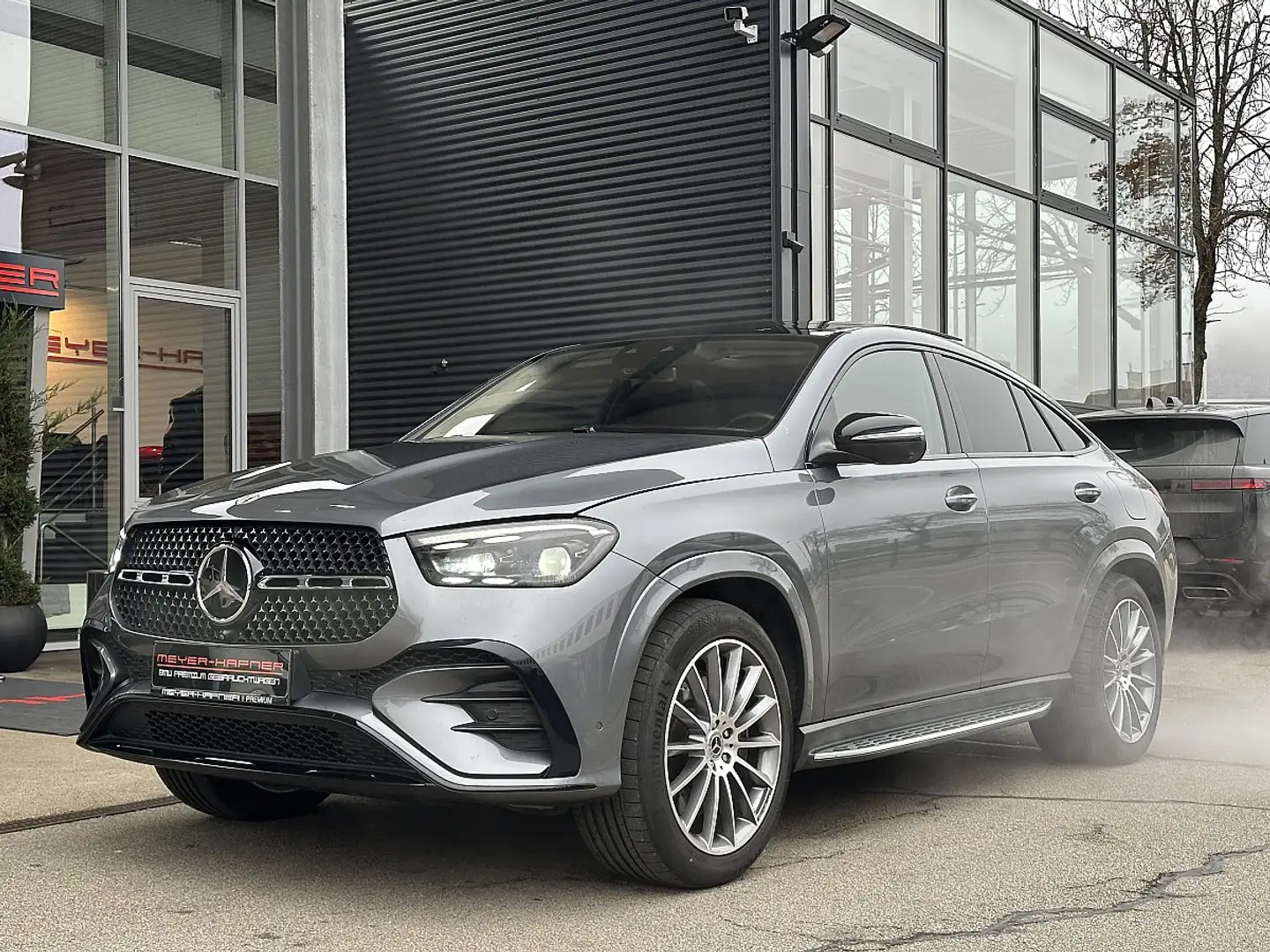 Mercedes-Benz GLE 400 e Coupé PHEV 4MATIC AMG-Line Aut. Grau - 2