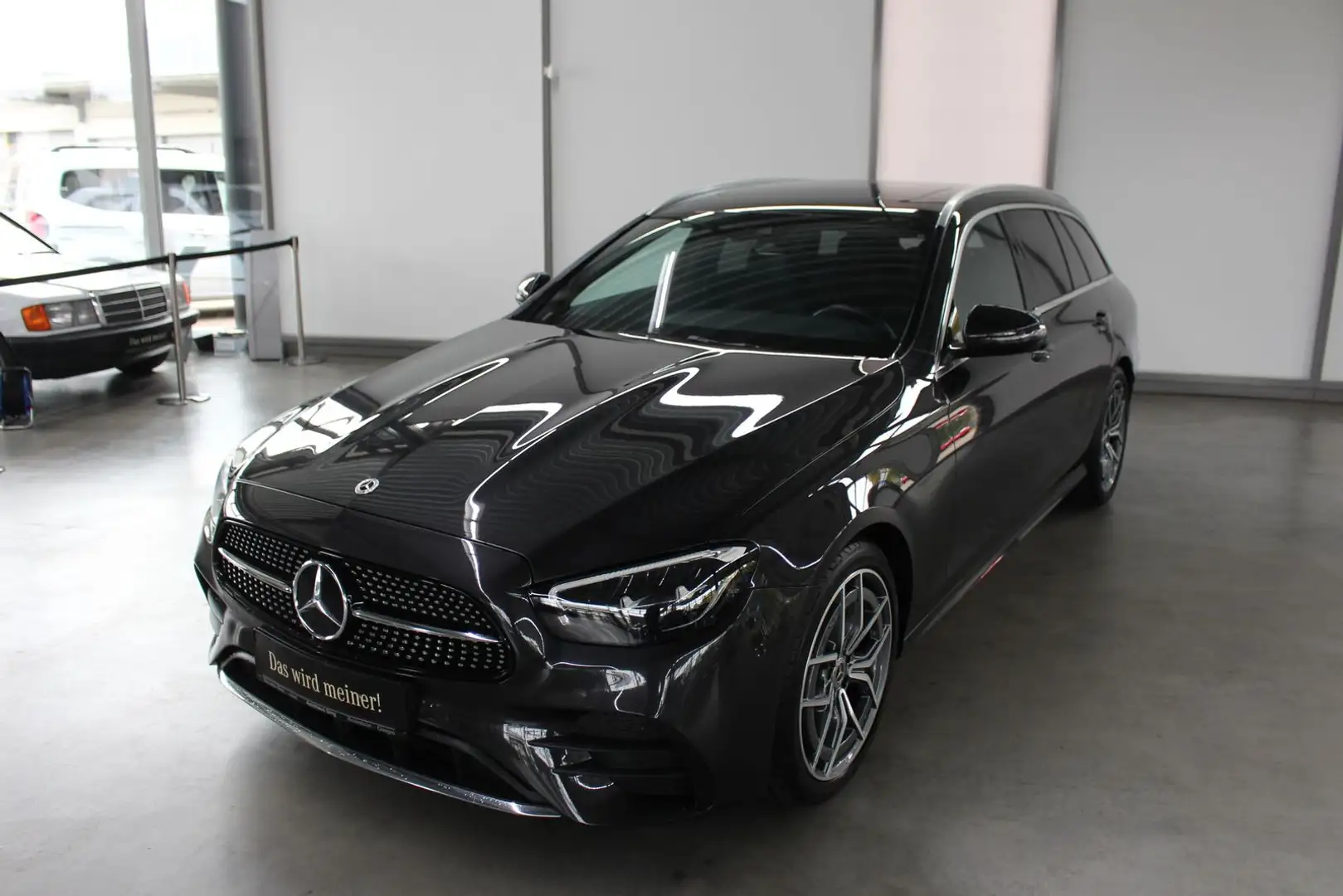 Mercedes-Benz E 220 d T AMG AHK WIDESCREEN Kamera Ambiente LED Grijs - 1