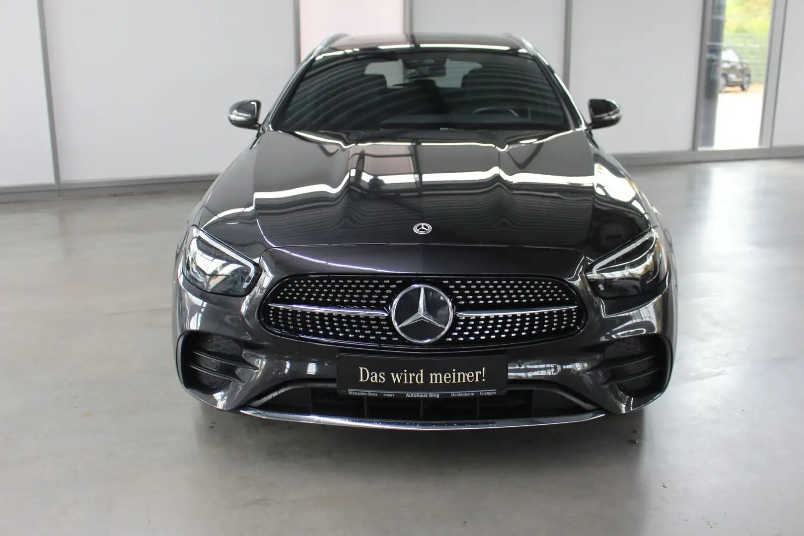 Mercedes-Benz E 220 d T AMG AHK WIDESCREEN Kamera Ambiente LED Grijs - 2