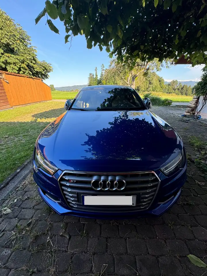 Audi S7
