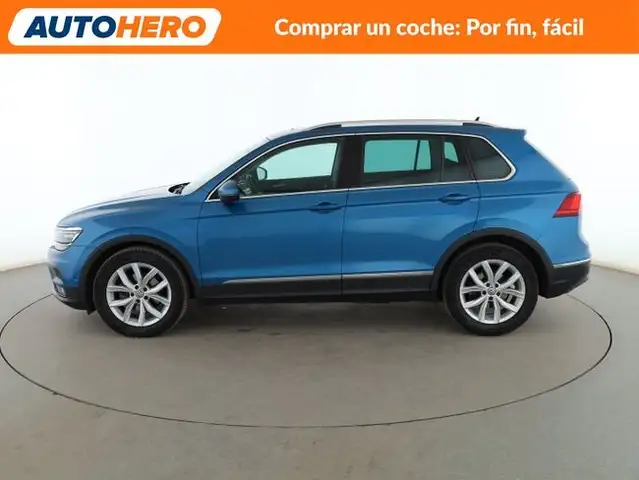 Volkswagen Tiguan view 3