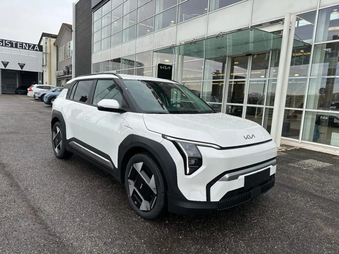 Kia EV3 81.4 KWH EARTH - PRONTA CONSEGNA Bianco - 2
