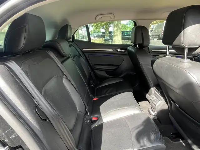 Renault Megane view 13