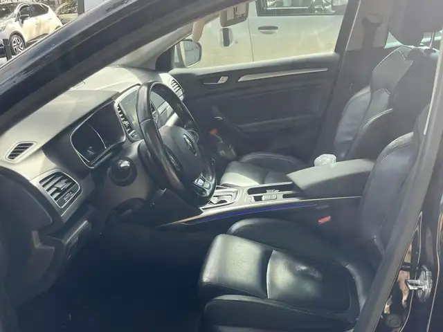 Renault Megane view 4