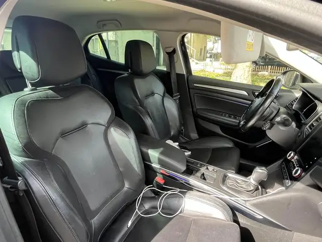 Renault Megane view 11