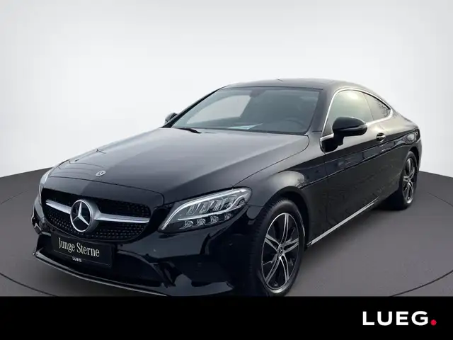 Mercedes-Benz C 200 AMG+INFOTAINMENT+LED+PANODACH+SOUNDSYSTEM