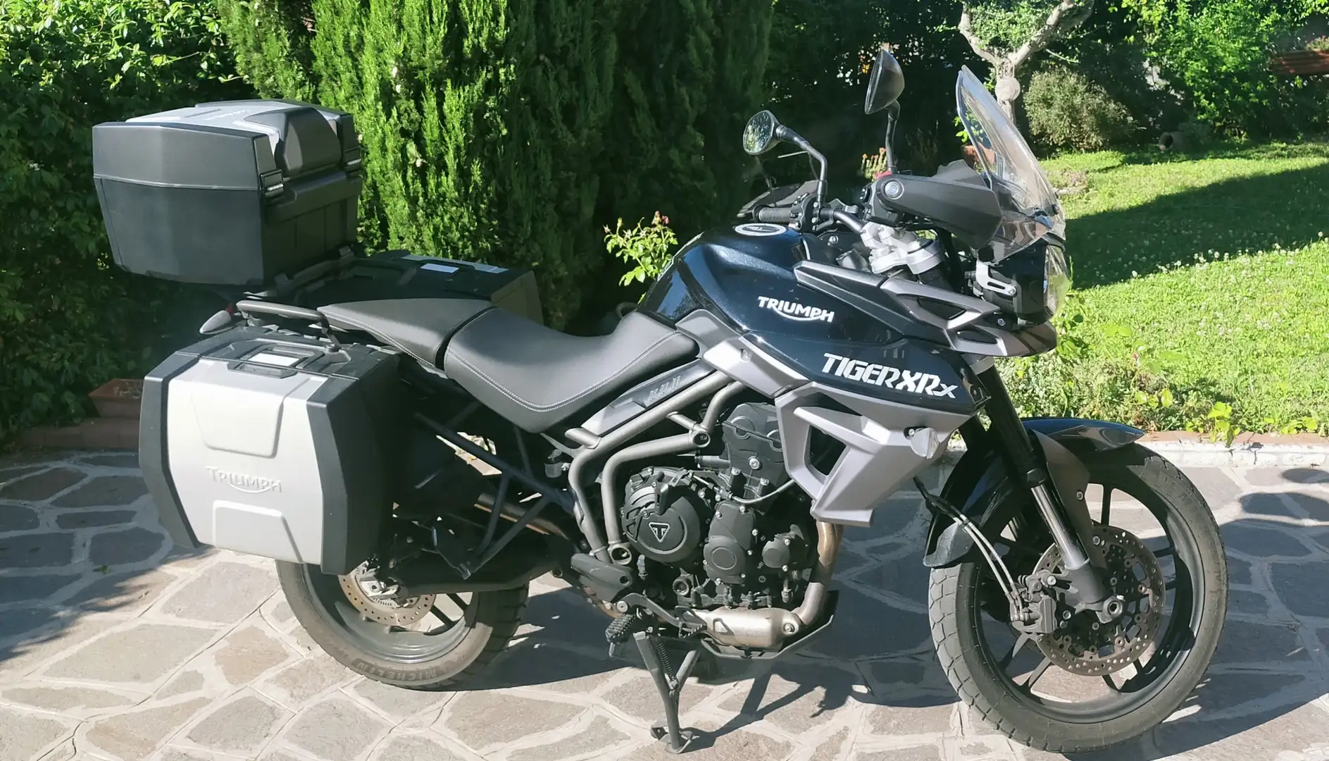 Triumph Tiger 800 XRX ABS Zwart - 2