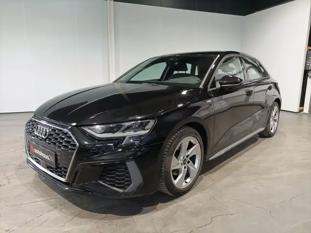 Audi A3 view 3
