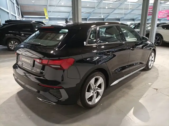 Audi A3 view 5