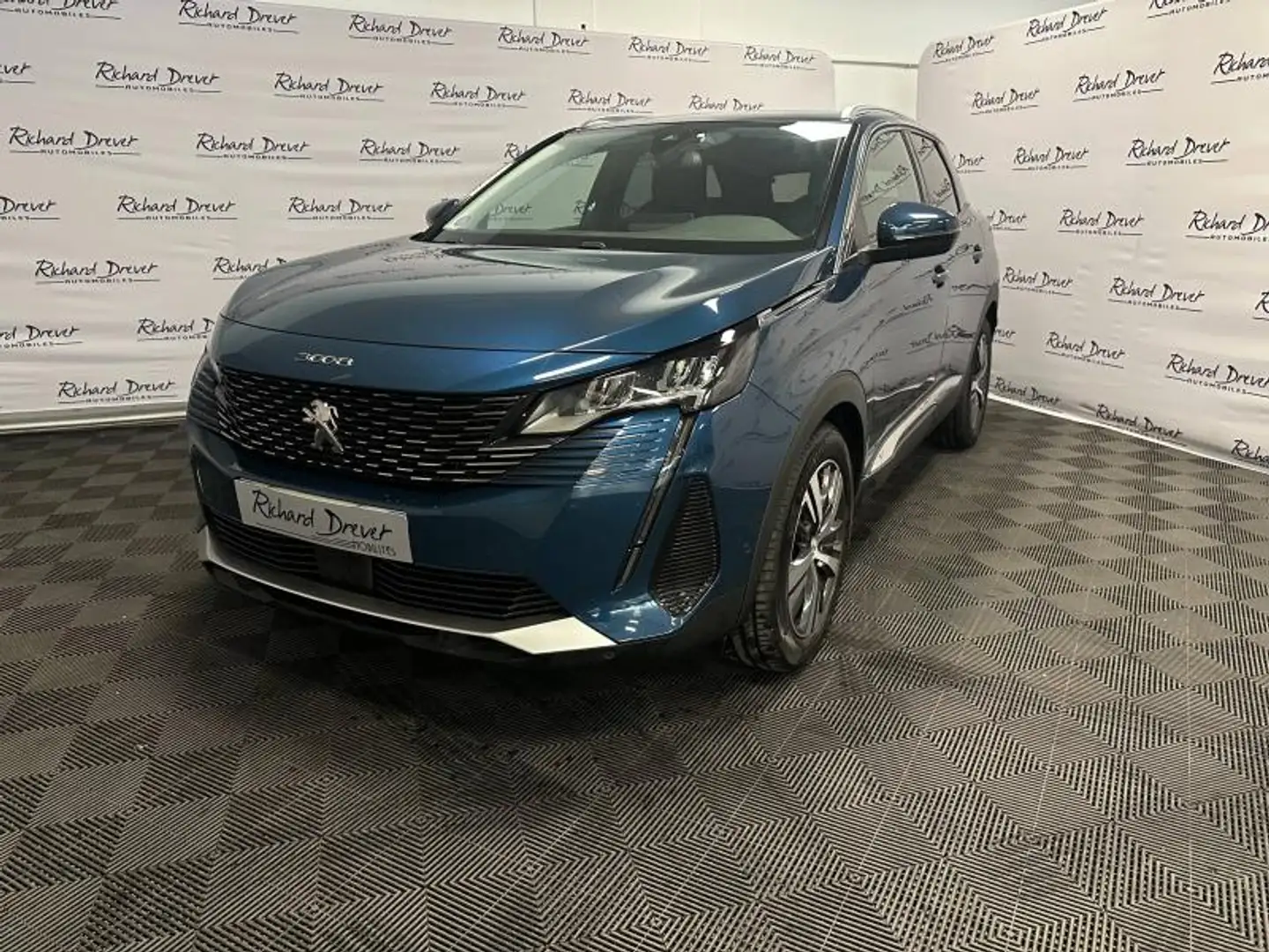 Peugeot 3008 1.2 PureTech 130ch S\u0026S Allure - 1