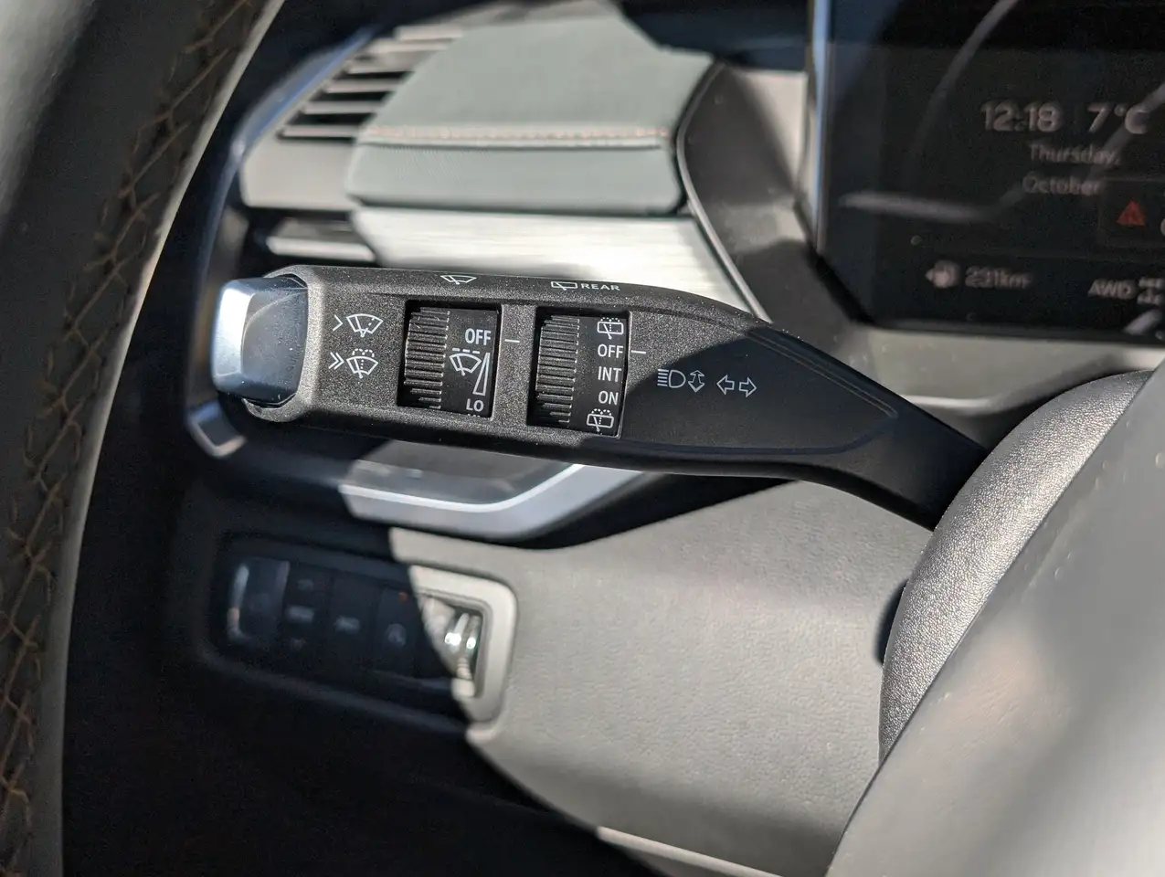 GMC Acadia снимка GMC Acadia