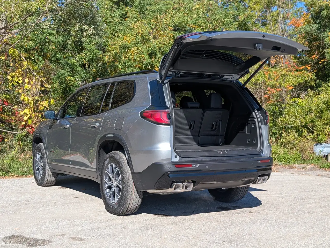 GMC Acadia снимка GMC Acadia