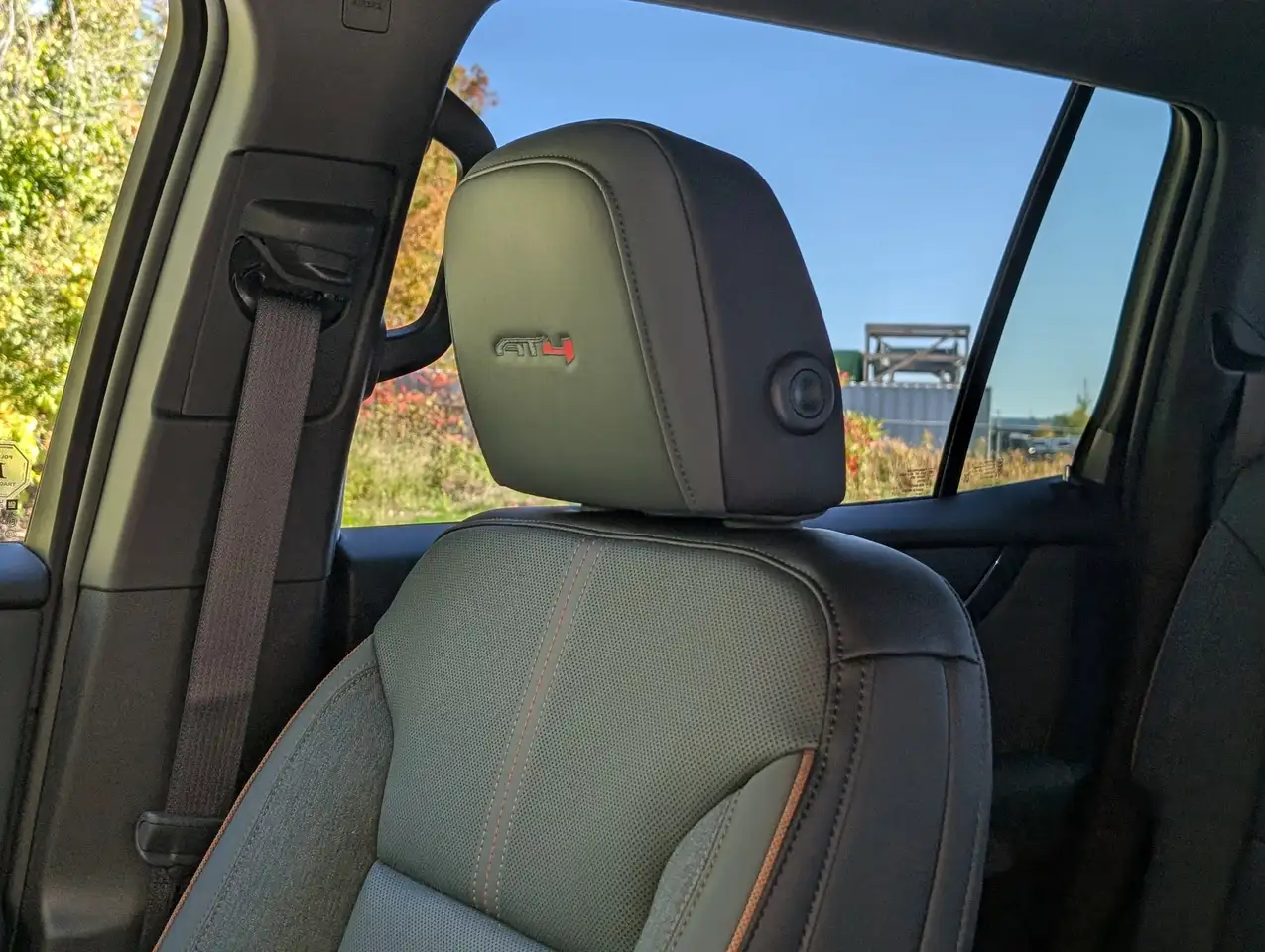 GMC Acadia снимка GMC Acadia