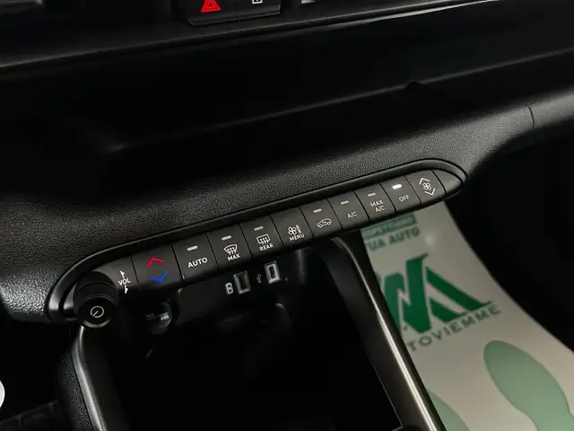 Jeep Avenger view 15