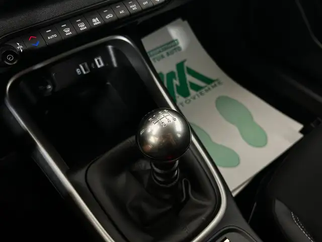 Jeep Avenger view 16
