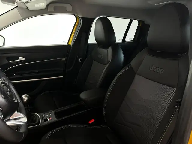 Jeep Avenger view 7