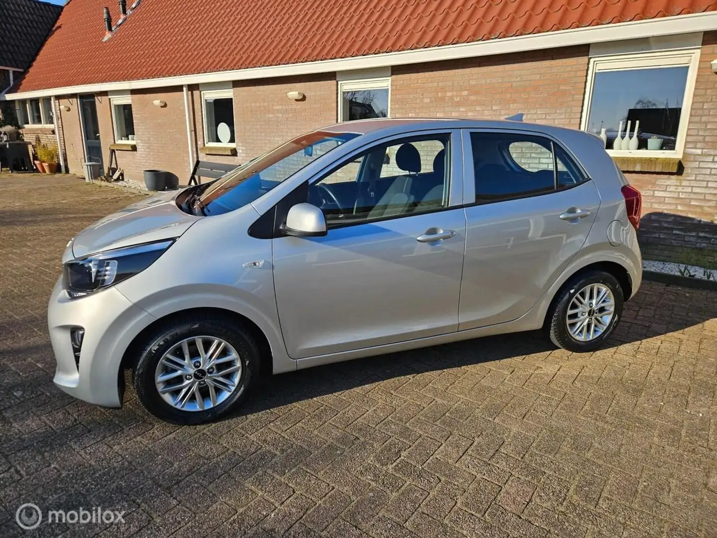Kia Picanto 1.0 DPi DynamicLine Grijs - 2