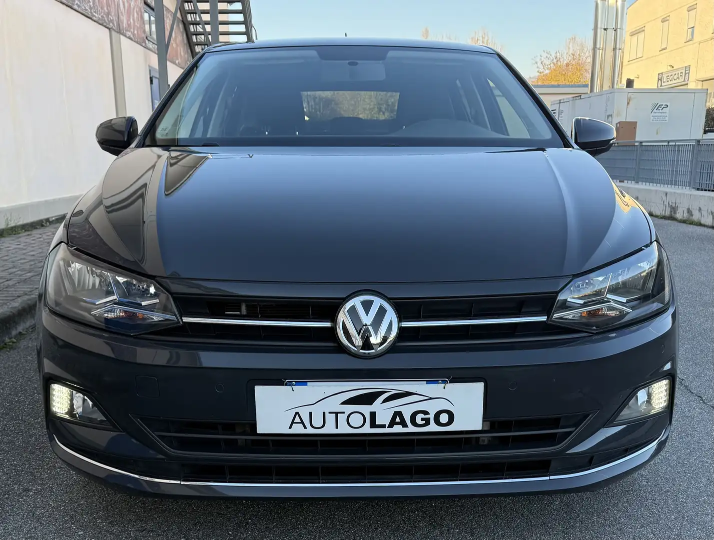Volkswagen Polo 5p 1.6 tdi Comfortline 95cv Grigio - 1