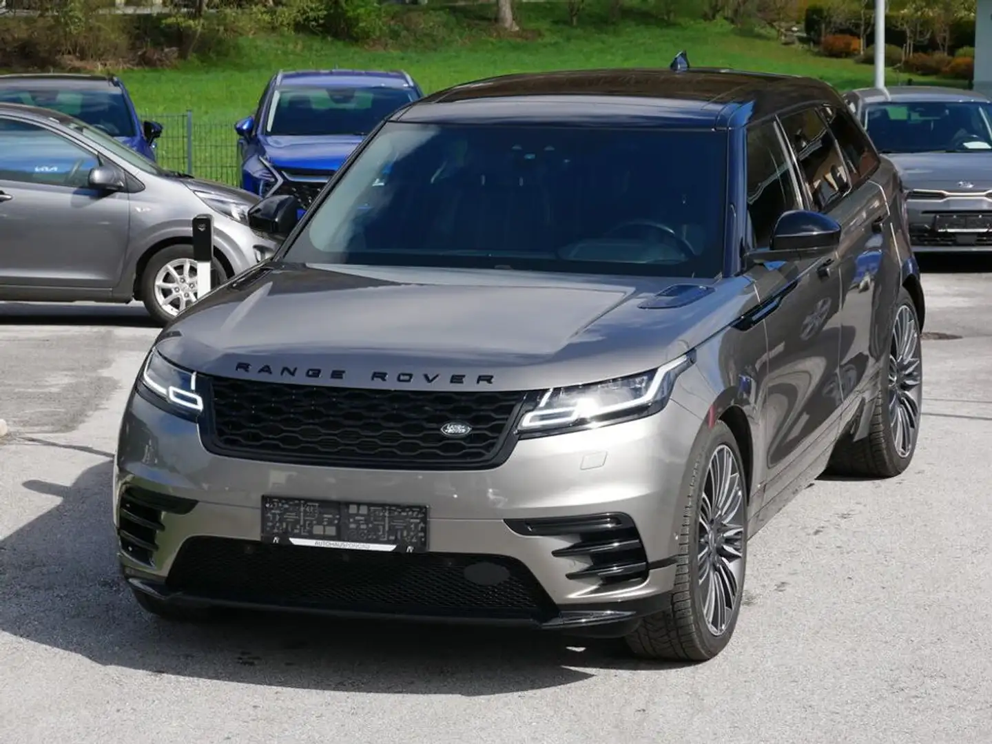 Land Rover Range Rover Velar D275 Allrad R-Dynamic SE Aut. Grau - 2