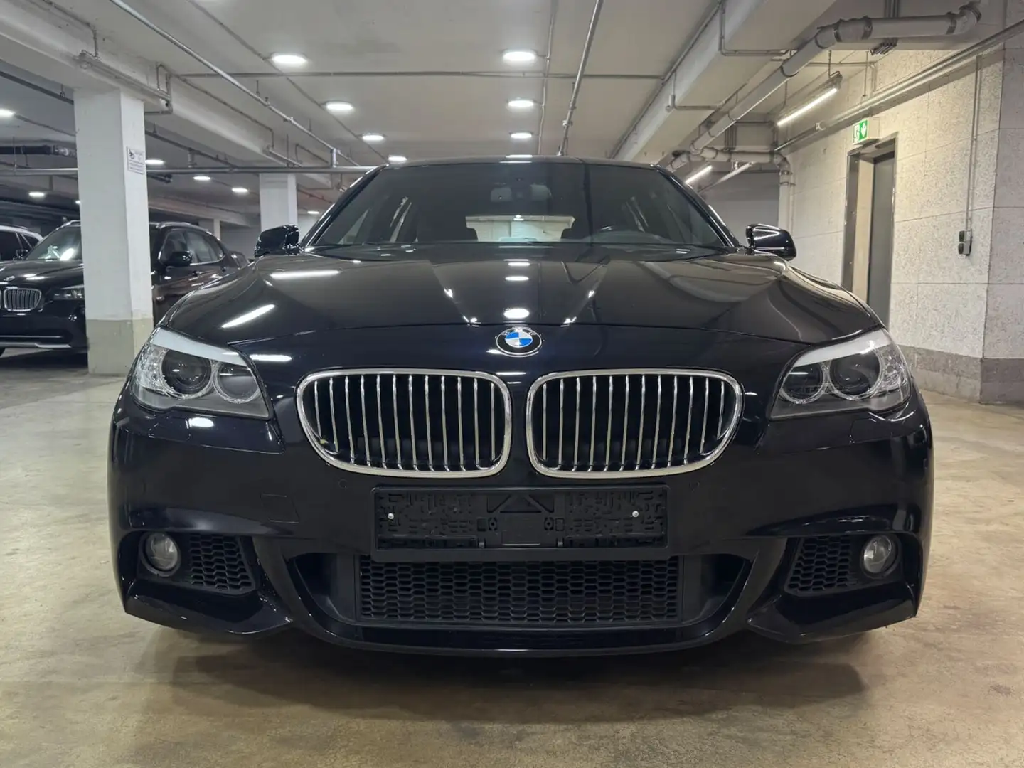 BMW 520 d Touring M-Paket~Leder~Navi Prof.~Klima~ Blau - 2
