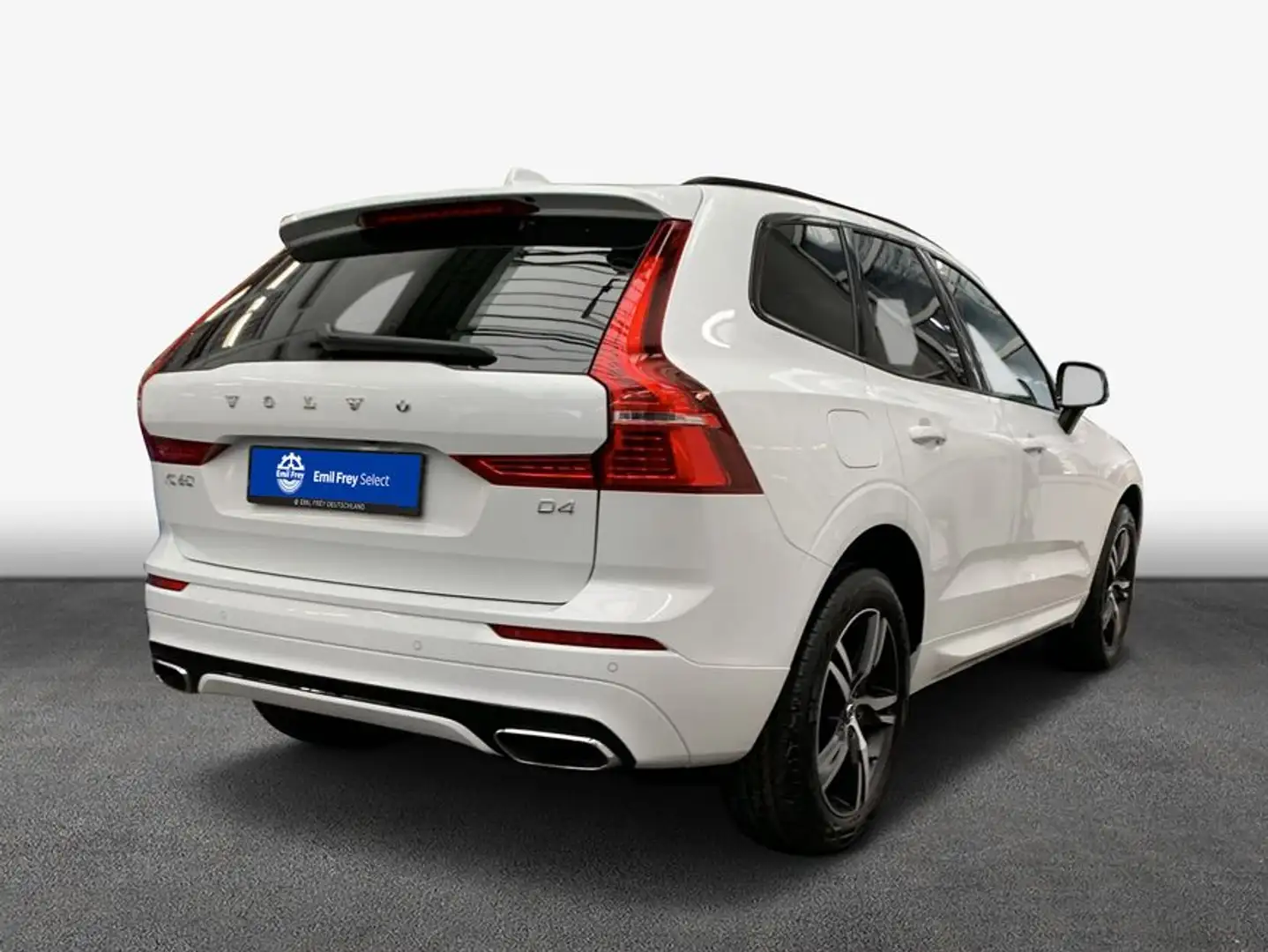 Volvo XC60 D4 Geartronic RDesign Wit - 2
