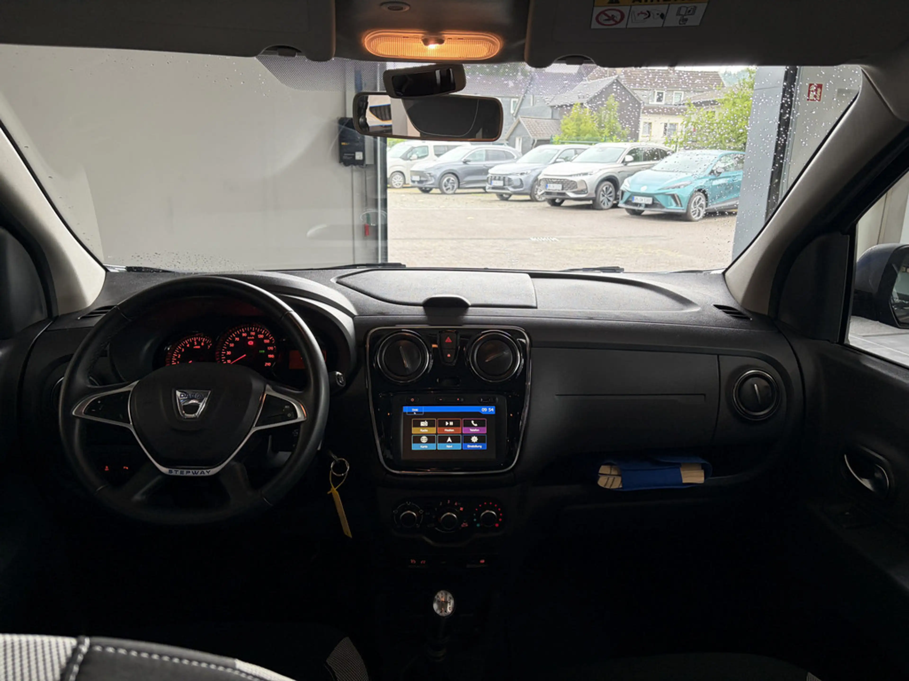 Dacia Lodgy 1.3 Stepway KLIMA PDC SHZ NAVI FACELIFT — photo 10