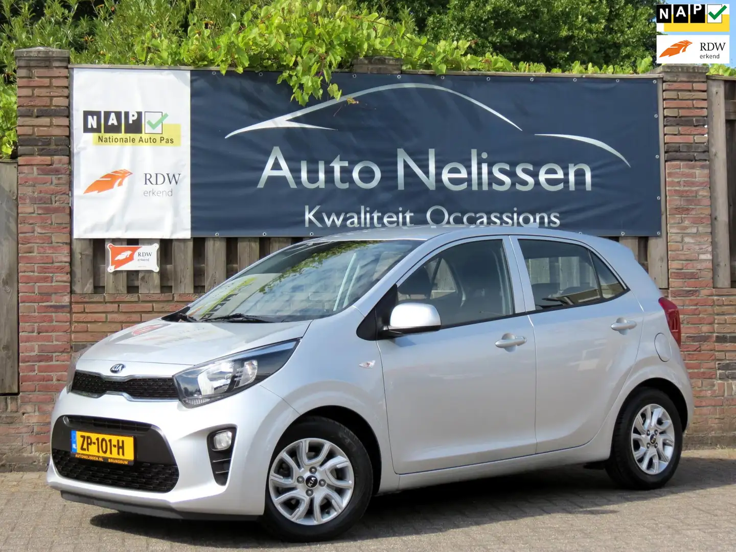 Kia Picanto 1.2 CVVT DynamicLine AUTOMAAT | 4 CILINDER | 5-ZIT Grijs - 1