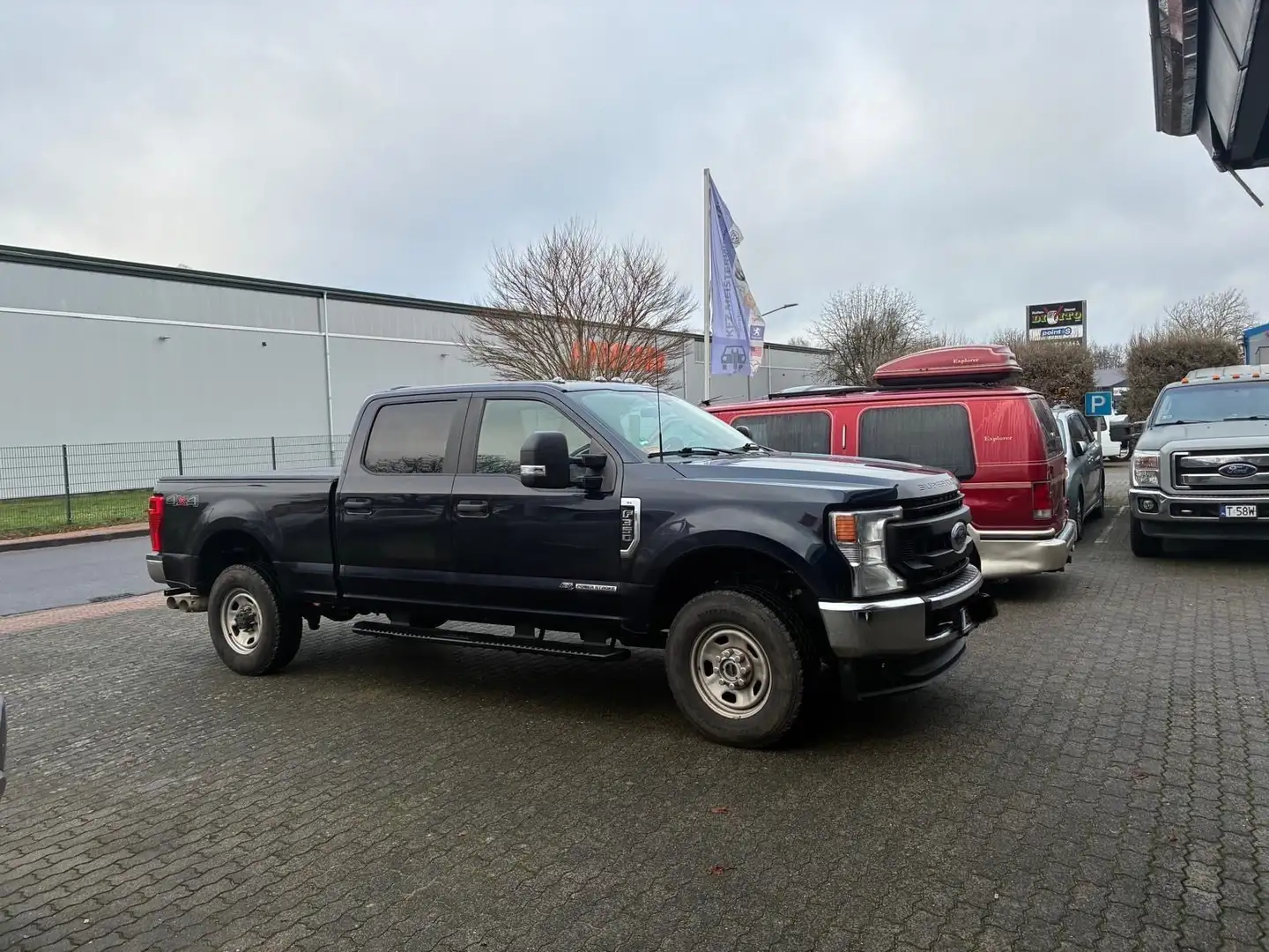 Ford F 250 6.7 TD Power Stroke Super Duty XL- 4X4 Schwarz - 1