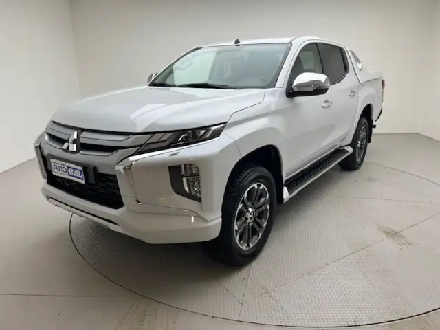 Mitsubishi L200 2.2 DI-D 150 PS Automatik Top