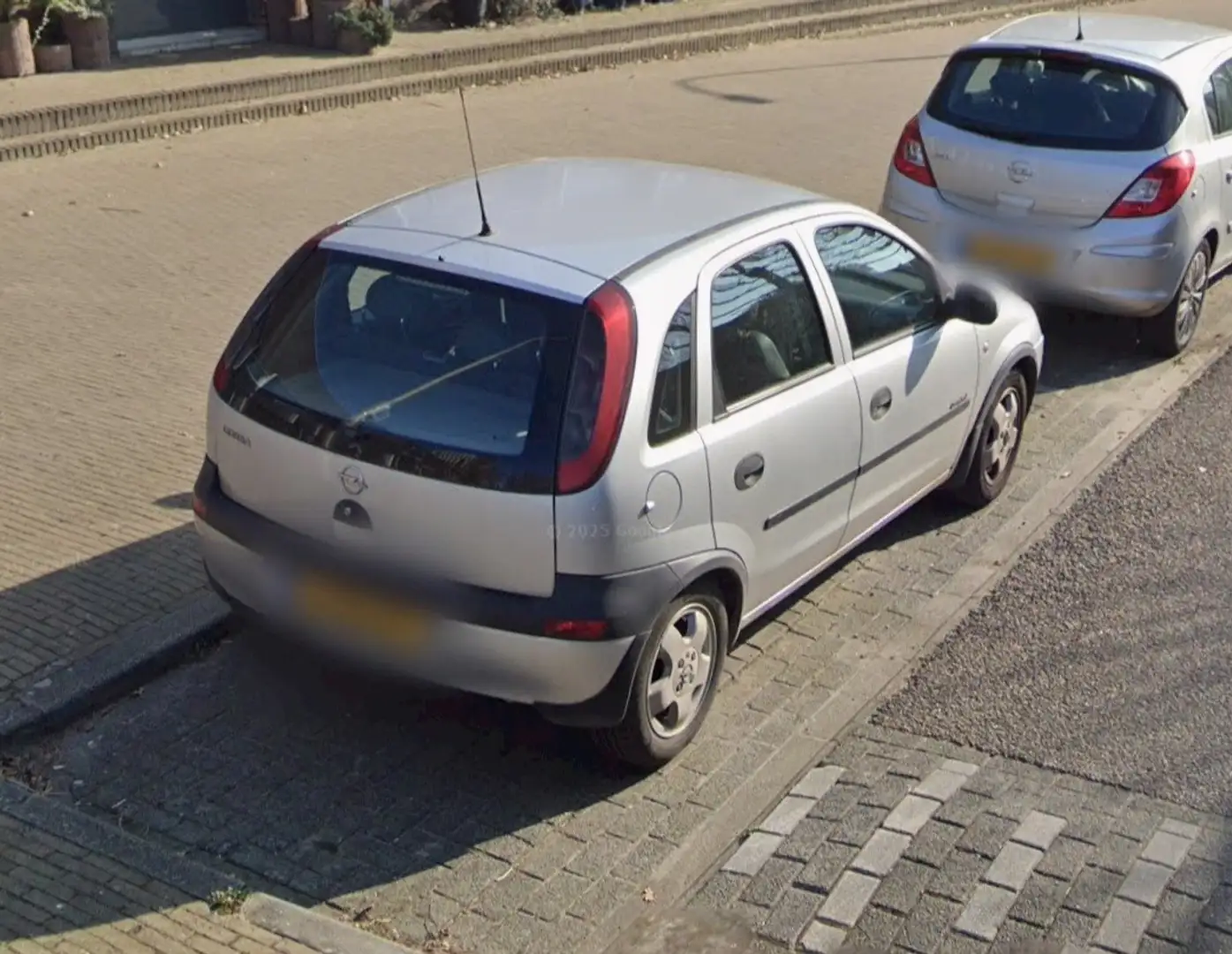 Opel Corsa 1.2-16V Comfort Zilver - 1