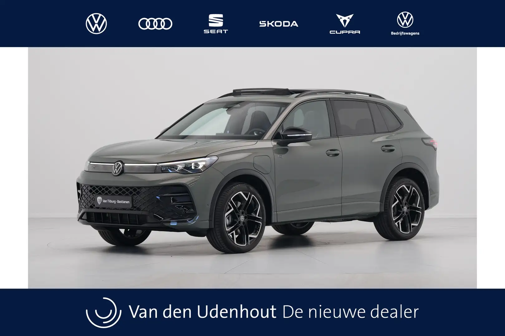 Volkswagen Tiguan 1.5 eHybrid 204 6DSG R-Line Edition Automaat | Bla Groen - 1
