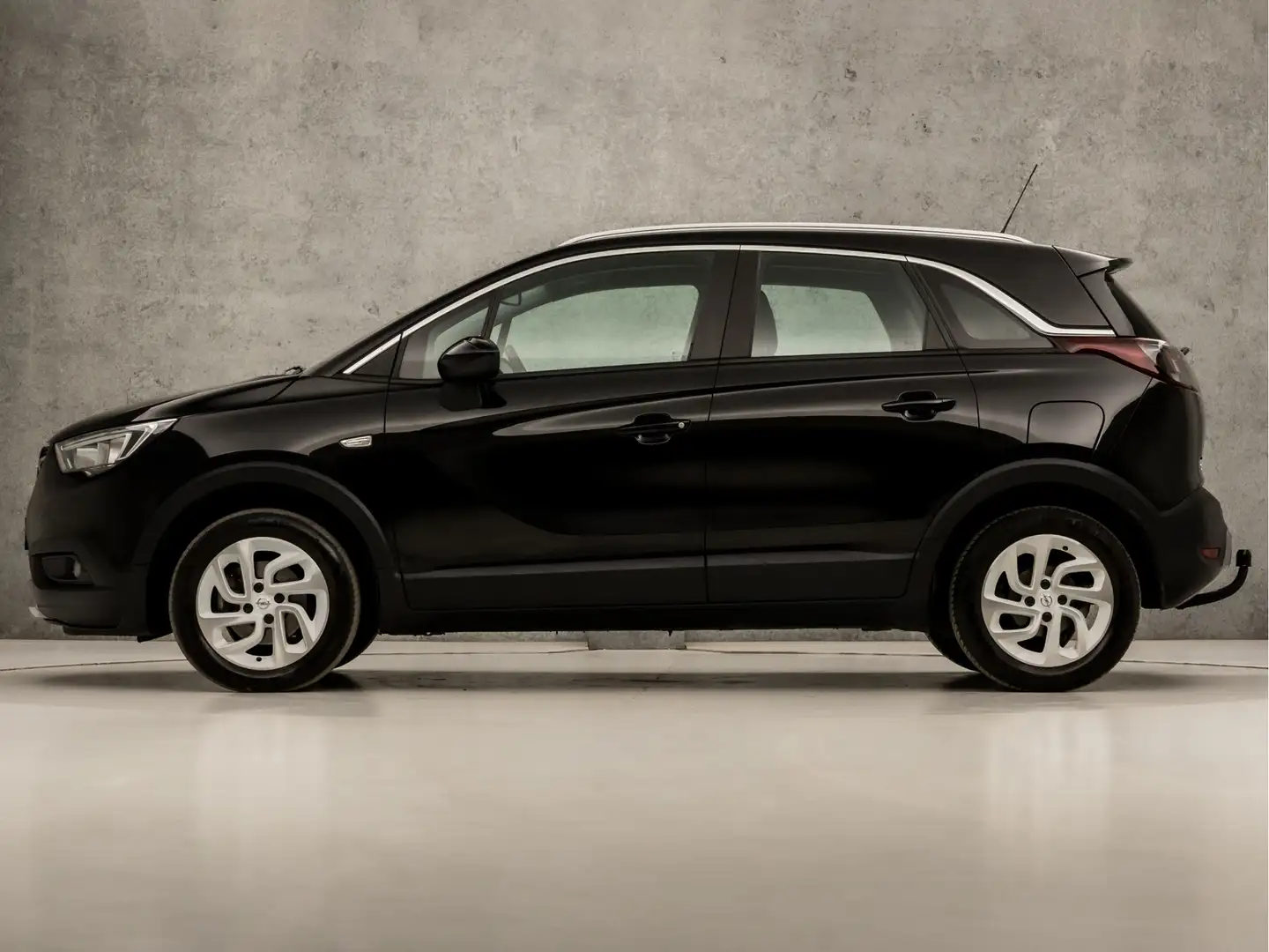 Opel Crossland X 1.2 Turbo Innovation Sport 131Pk (APPLE CARPLAY, G Zwart - 2